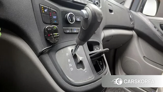 Hyundai The New Grand Starex id 3636601 из Кореи 19