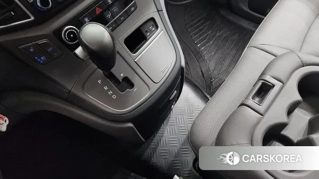 Hyundai The New Grand Starex id 3313374 из Кореи 19