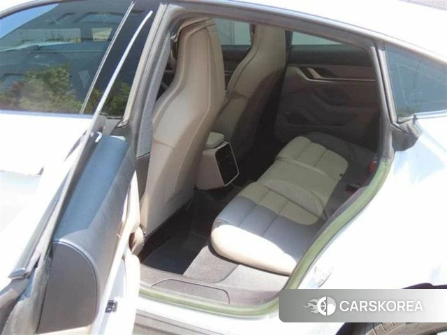 Porsche Taycan id 4463080 из Кореи 19