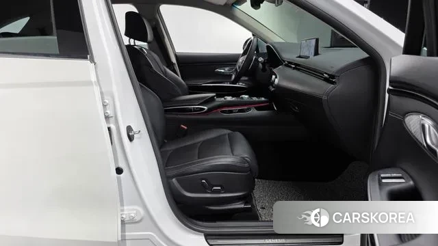 Genesis GV70 id 3771968 из Кореи 19