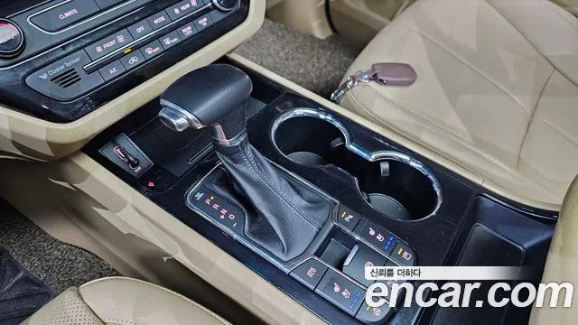 Kia The New Carnival id 2334046 из Кореи 19