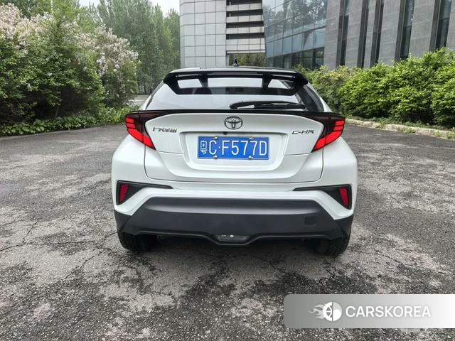 Toyota C-HR id 4335854 из Китая 13