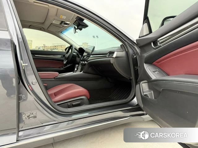 Honda Accord id 4365628 из Китая 27