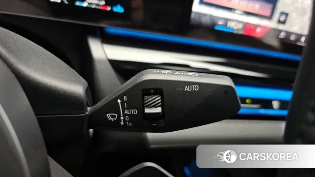 BMW 5 Series (G60) id 3431378 из Кореи 19