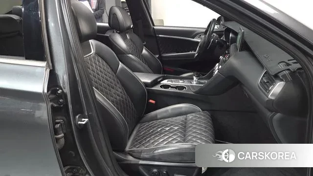 Genesis G70 id 3407808 из Кореи 19