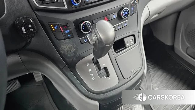 Hyundai The New Grand Starex id 3765925 из Кореи 19