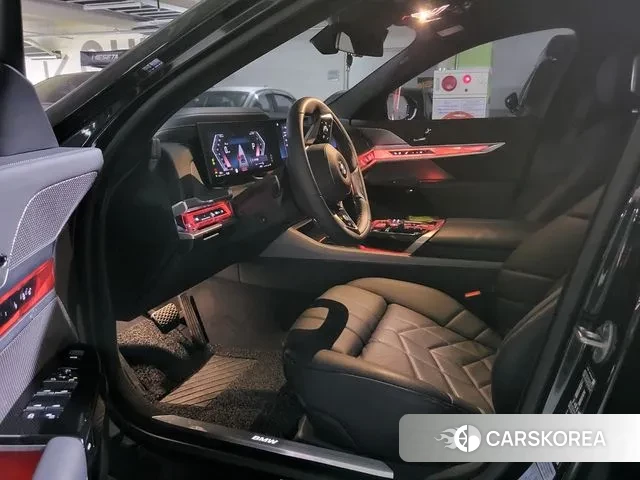 BMW 7 Series (G70) id 3338719 из Кореи 19