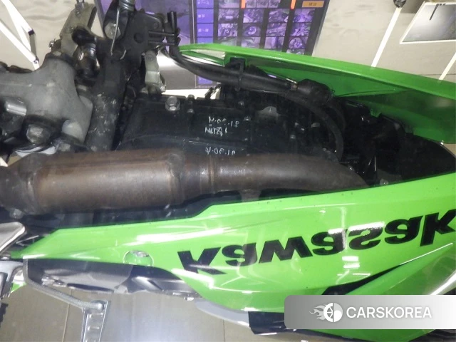 Kawasaki NINJA 250SL id 4348039 из Японии 9