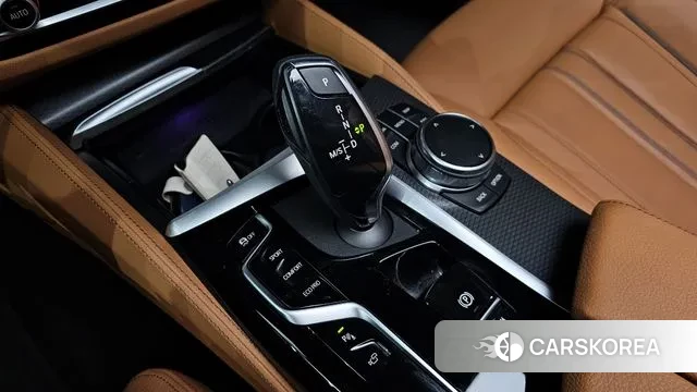 BMW 5 Series (G30) id 3415784 из Кореи 19