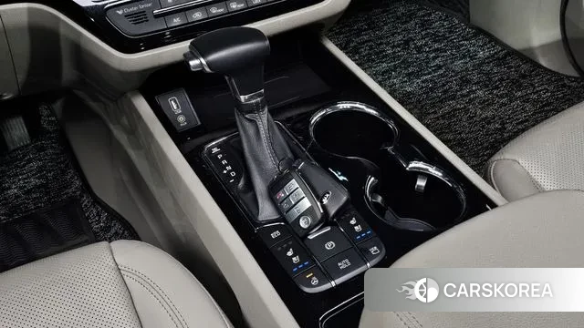 Kia The New Carnival id 3709439 из Кореи 19