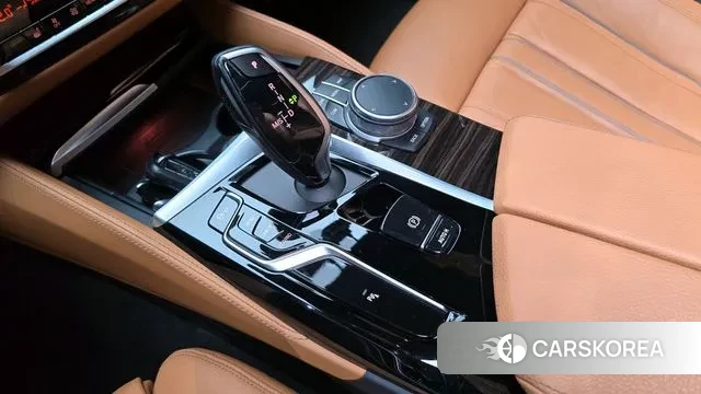 BMW 5 Series (G30) id 3070997 из Кореи 19