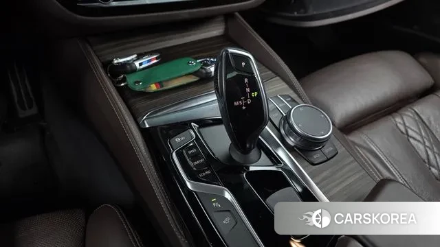 BMW 5 Series (G30) id 3588613 из Кореи 19