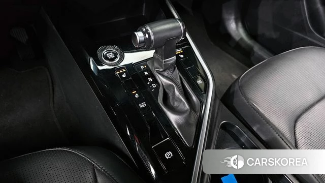 Kia Di Ol Nu Niro id 3953936 из Кореи 19