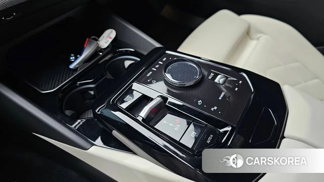 BMW 5 Series (G60) id 3817547 из Кореи 19