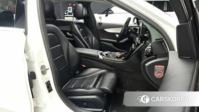 Mercedes-Benz C-Class W205 id 3867490 из Кореи 19