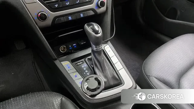 Hyundai Avante AD id 3737225 из Кореи 19