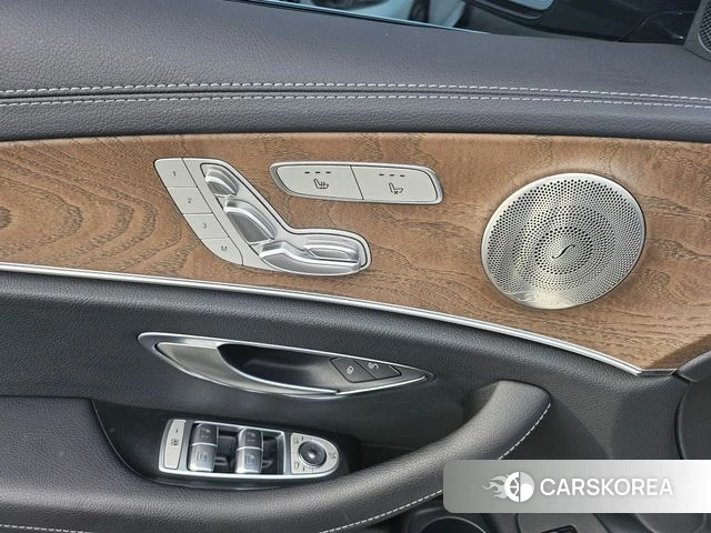 Mercedes-Benz E-Class W213 id 4687999 из Кореи 17
