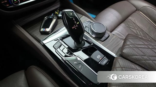 BMW 5 Series (G30) id 3937169 из Кореи 19