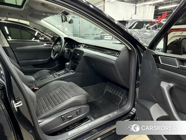 Volkswagen Magotan id 4263170 из Китая 26