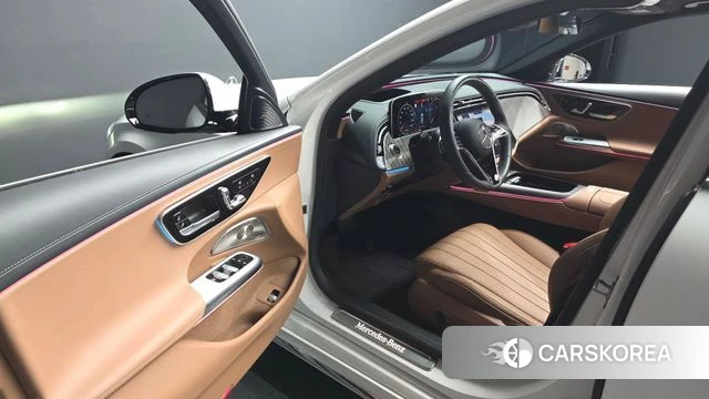 Mercedes-Benz E-Class W214 id 4533498 из Кореи 29