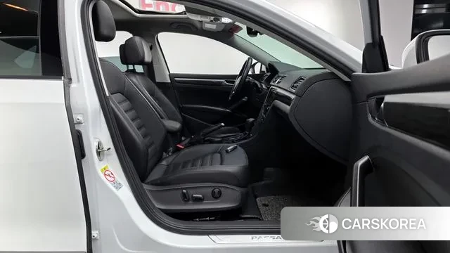 Volkswagen The New Passat id 3766628 из Кореи 19