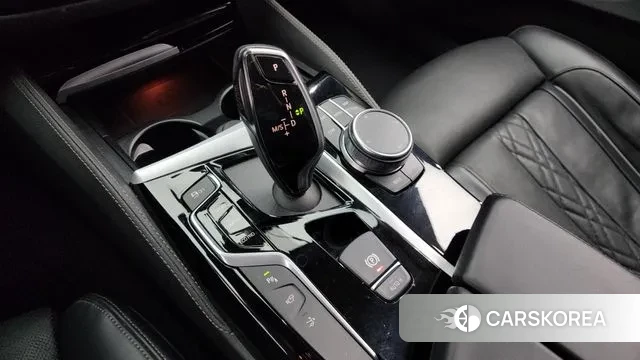 BMW 6 Series GT (G32) id 3459681 из Кореи 19