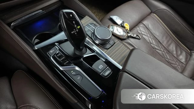 BMW 5 Series (G30) id 4760446 из Кореи 19