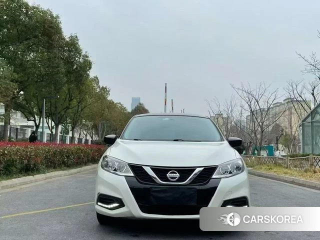 Nissan TIIDA id 4241662 из Китая 9