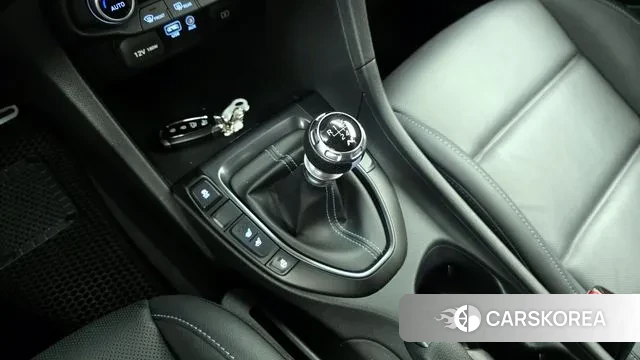 Hyundai Veloster (JS) id 3112277 из Кореи 19