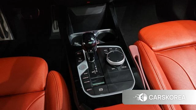 BMW 1 Series (F40) id 4688113 из Кореи 30