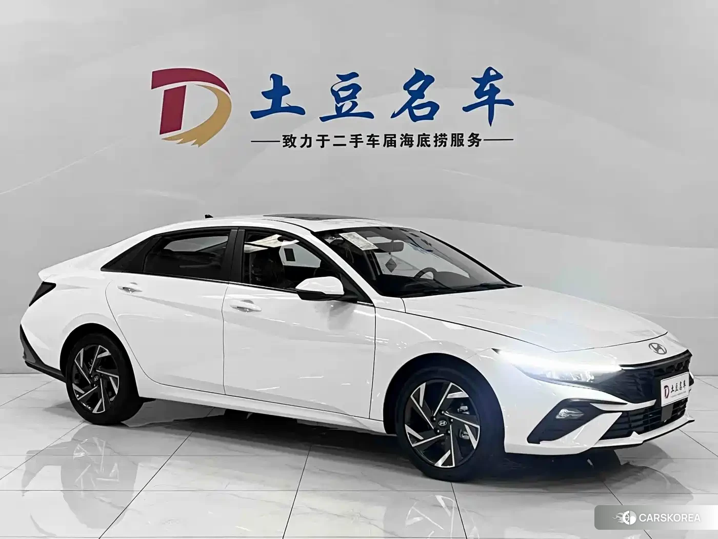 Hyundai Elantra id 4644410 из Китая 18