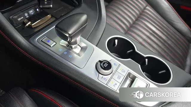 Genesis G70 id 3641549 из Кореи 19