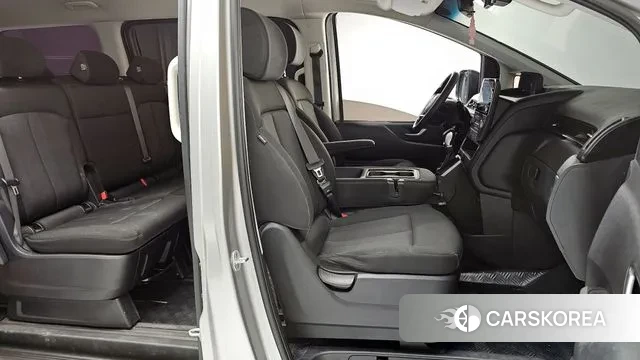 Hyundai Staria id 3301500 из Кореи 19