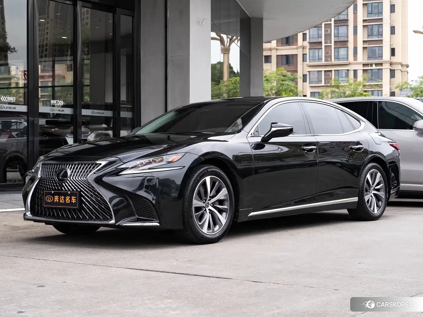 Lexus LS id 4539308 из Китая 22