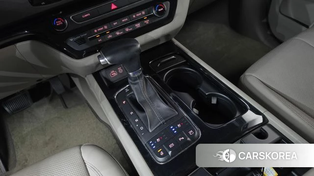 Kia All New Carnival id 4652423 из Кореи 33