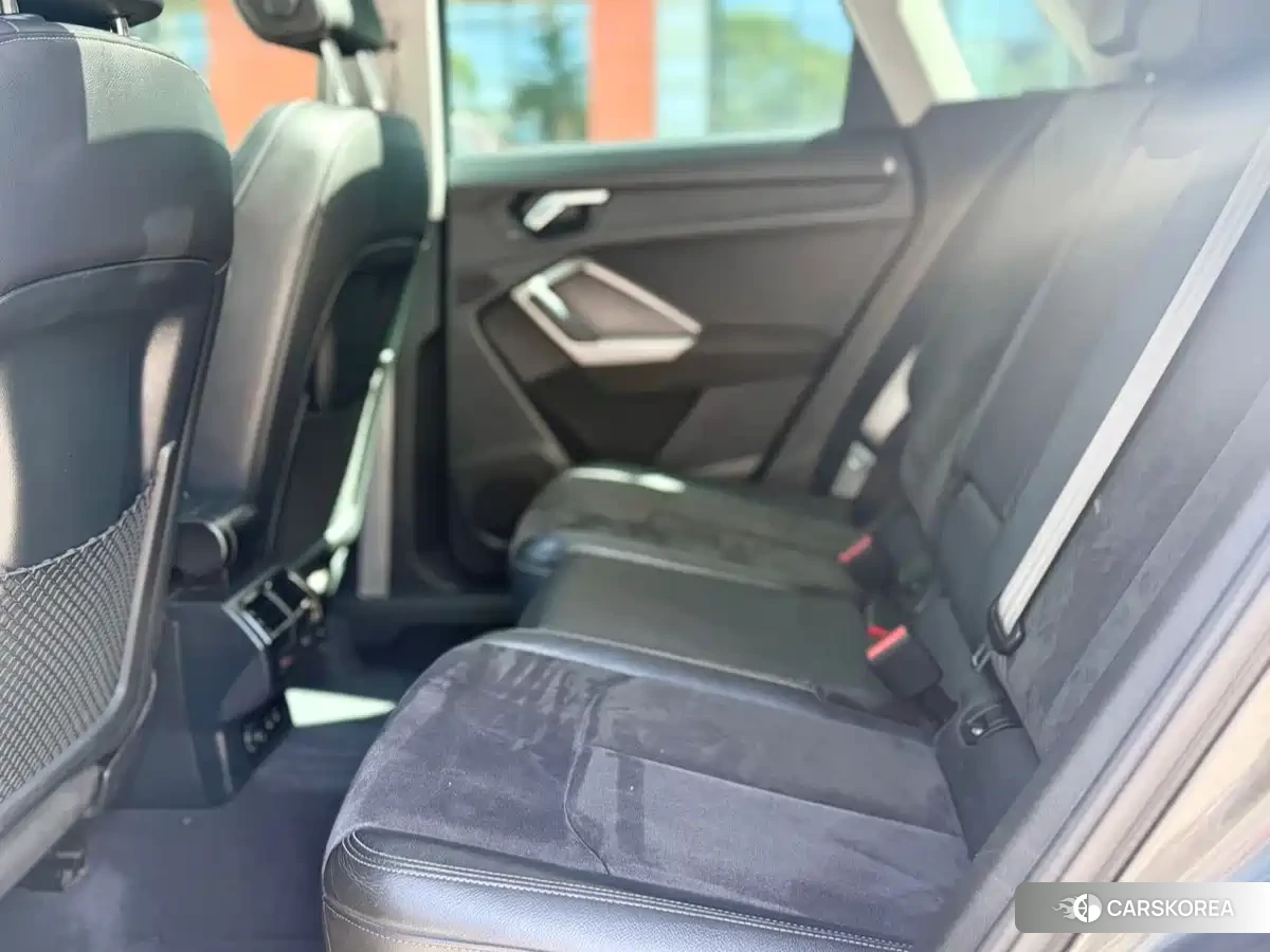 Audi Q3 id 4546419 из Китая 23