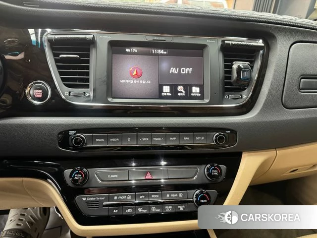 Kia The New Carnival id 4180383 из Кореи 19