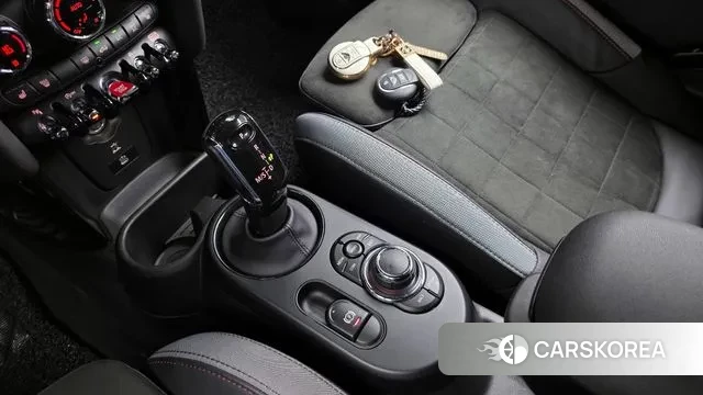 Mini Cooper S id 3016492 из Кореи 19