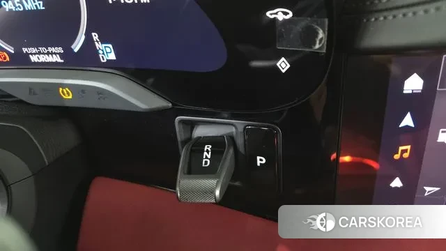 Porsche Taycan id 3720668 из Кореи 19