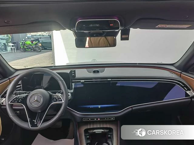 Mercedes-Benz E-class id 4265132 из Китая 15