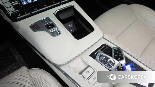 Hyundai The New Grandeur IG Hybrid id 3811949 из Кореи 19