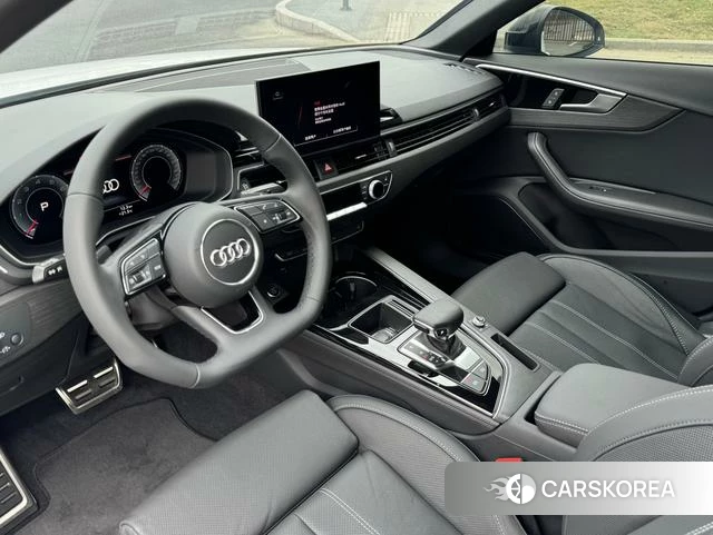 Audi A4L id 4261558 из Китая 9