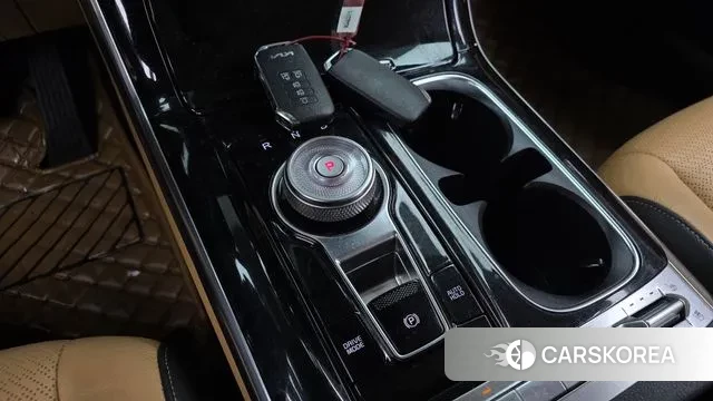 Kia Carnival 4th generation id 3607010 из Кореи 19