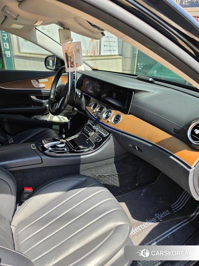 Mercedes-Benz E-Class W213 id 4310313 из Кореи 9