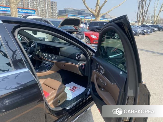 Mercedes-Benz E-class id 4256958 из Китая 14