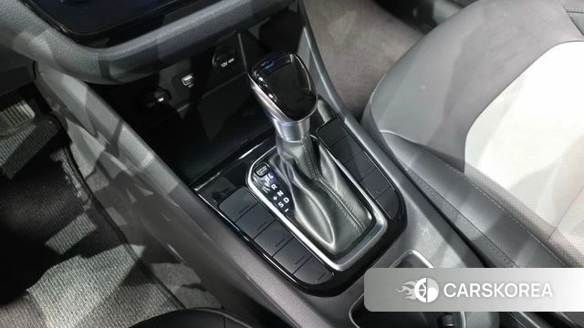 Hyundai The New Ionic Hybrid id 4918481 из Кореи 29
