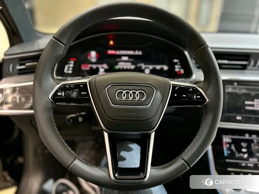 Audi A6L id 4420348 из Китая 15