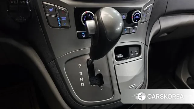 Hyundai The New Grand Starex id 2902094 из Кореи 19