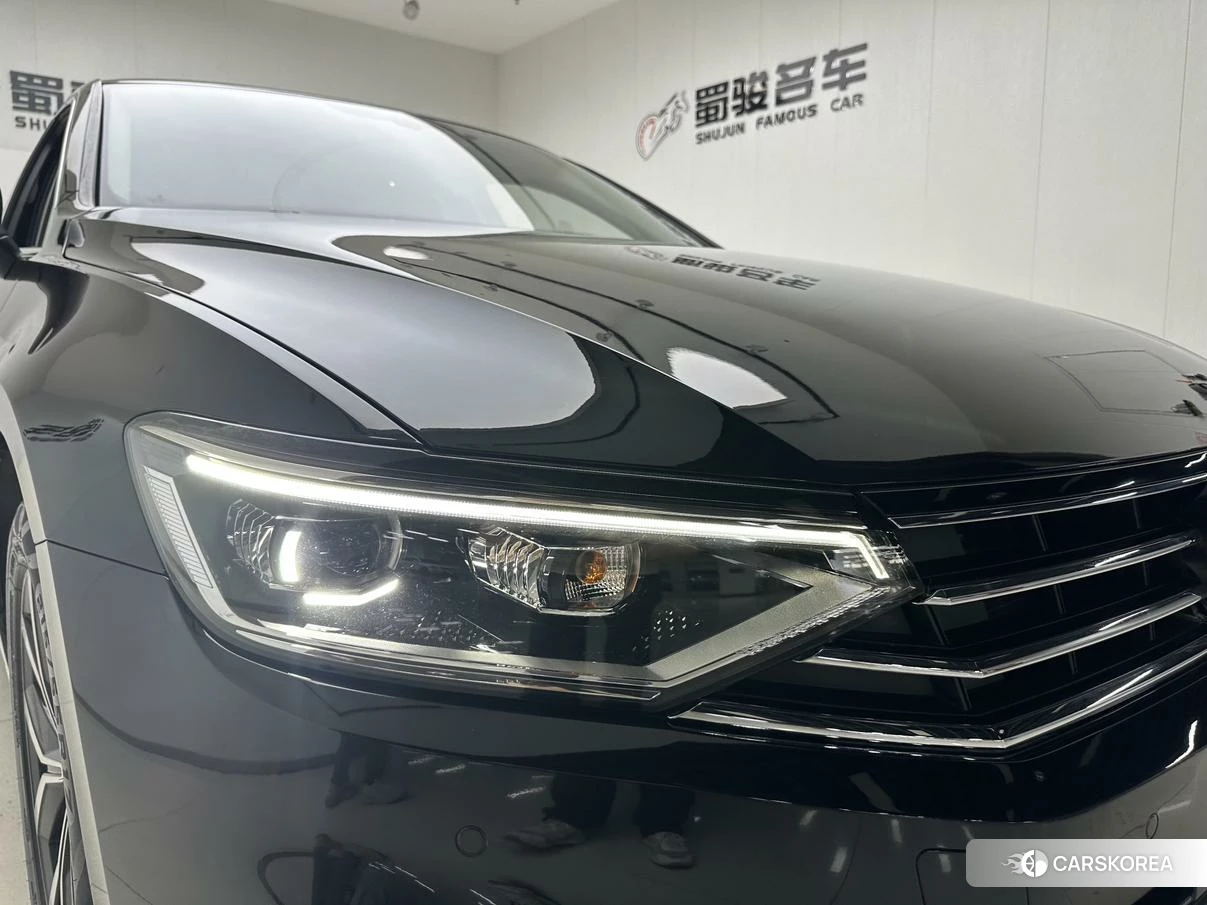Volkswagen Magotan id 4452271 из Китая 18