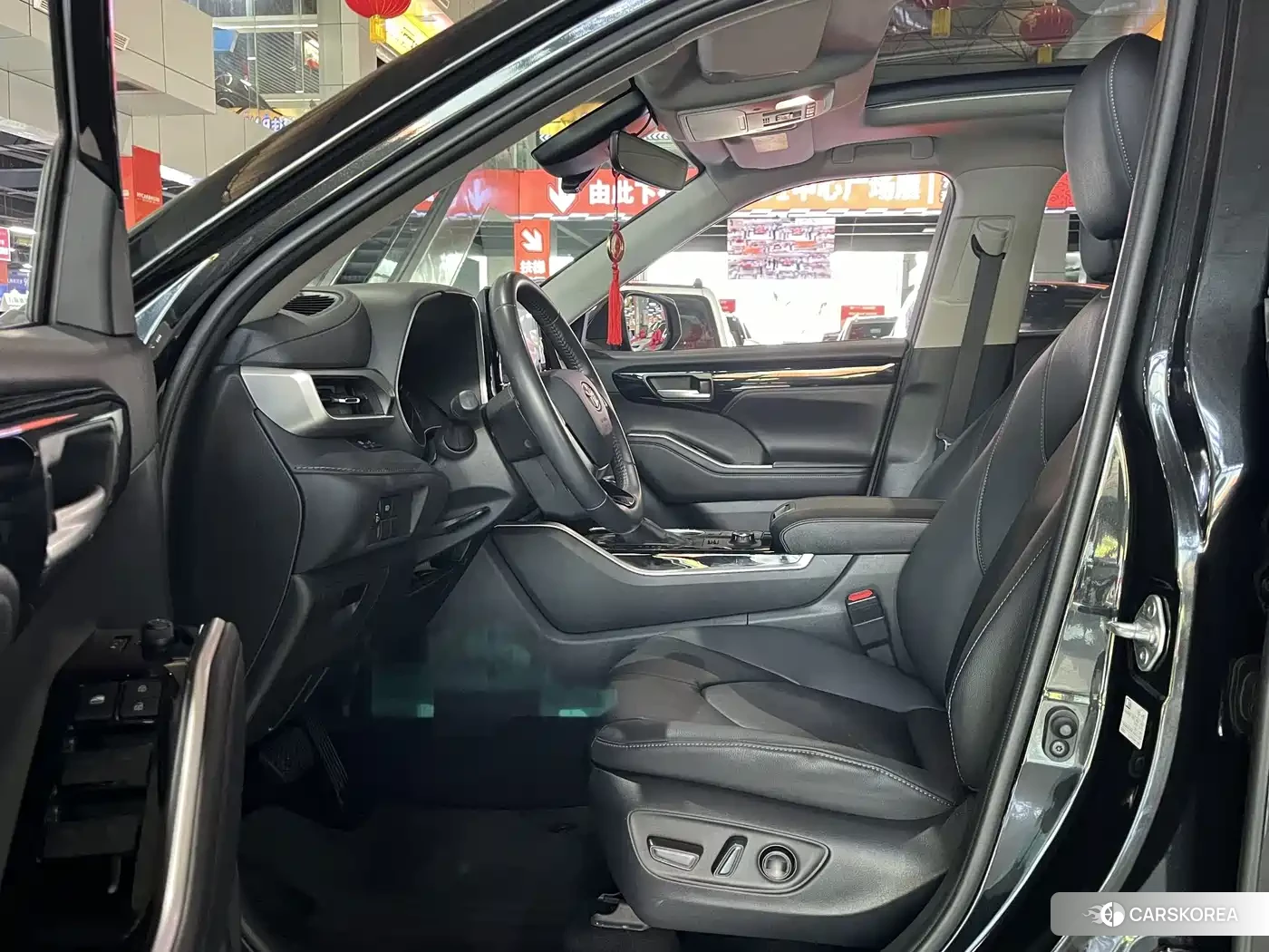 Toyota Highlander id 4680651 из Китая 21